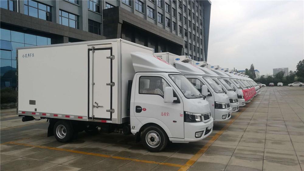 Dongfeng 2 Ton Small Refrigerated Truck, Refrigerated Truck