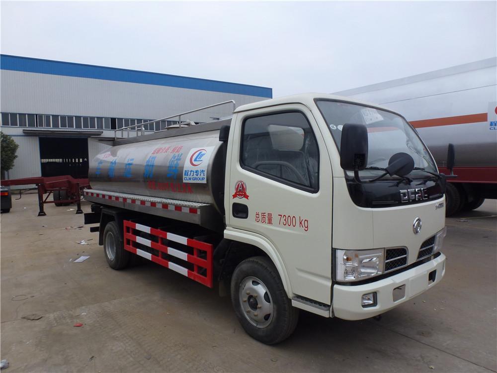 Dongfeng 5 Cbm Liquid Food Tank Truck, Fuel Tanker