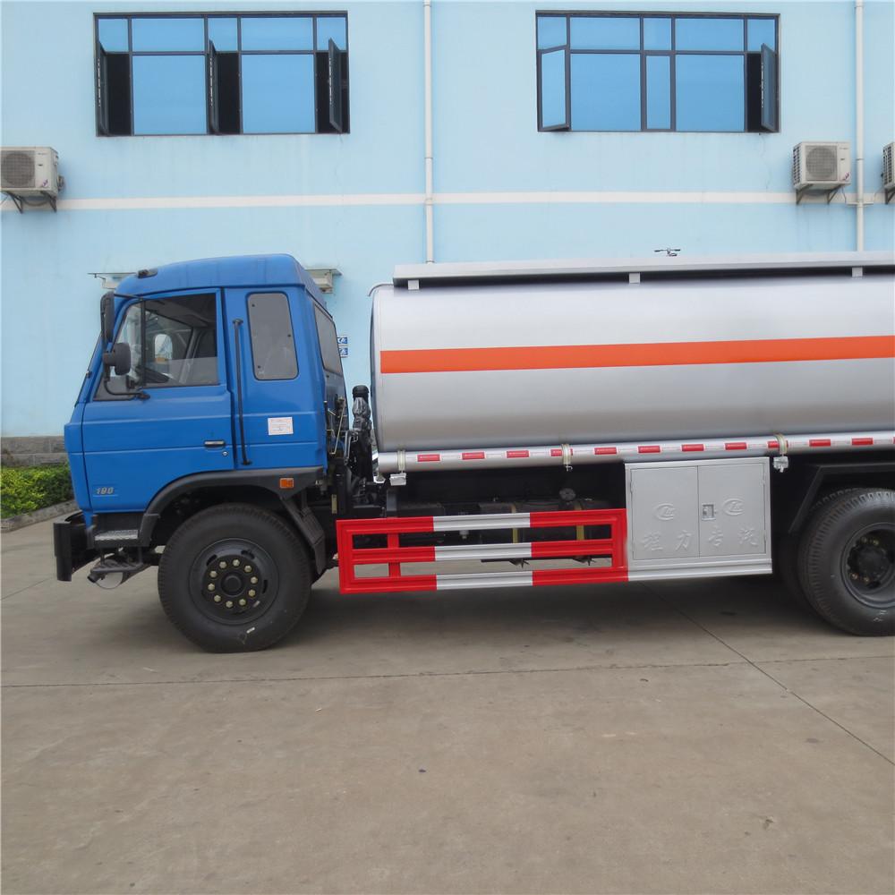 Dongfeng 15000 Liters Fuel Tanker, Fuel Tanker