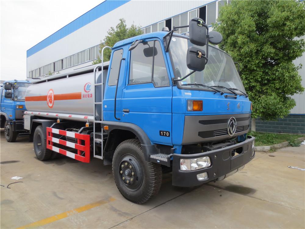 Dongfeng 6 Wheel Mobile Fuel Dispenser Truck, Fuel Tanker