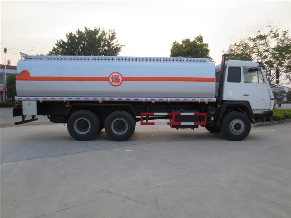 Shacman 5000 Gallon Oil Tanker, Fuel Tanker