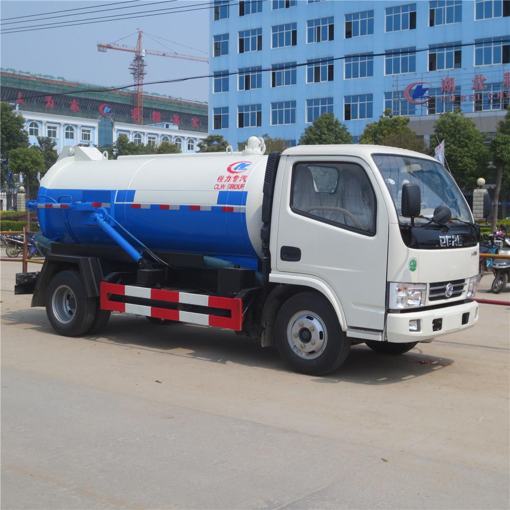 Dongfeng 5 Cbm Vacuum Sewage Suction Truck, Vacuum Suction Cleaning Truck