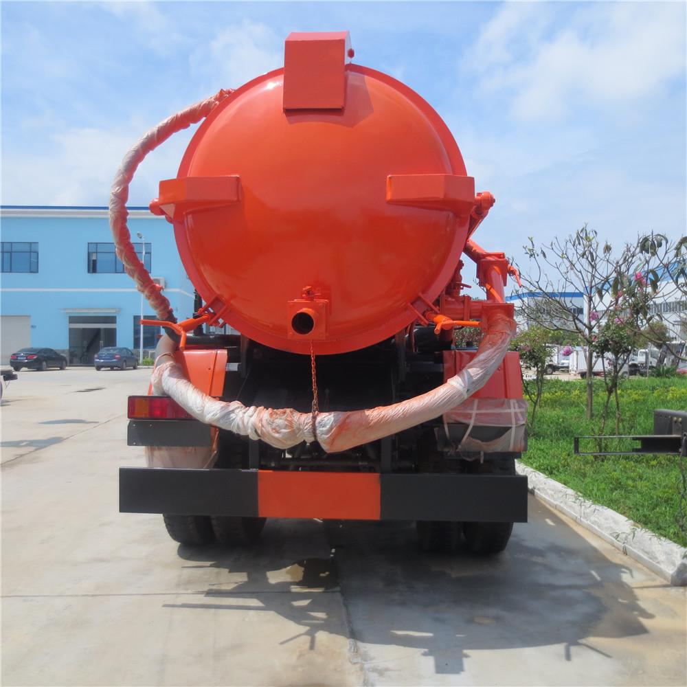 HOWO 4*4 sewage suction truck