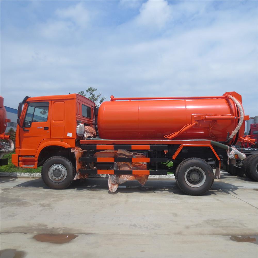 Howo 4*4 Sewage Suction Truck, Vacuum Suction Cleaning Truck