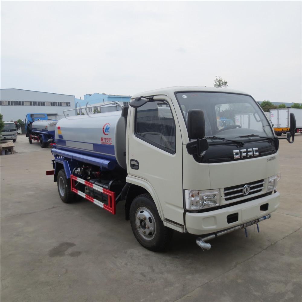 Dongfeng 4000 Liters Water Tank Truck, Water Truck