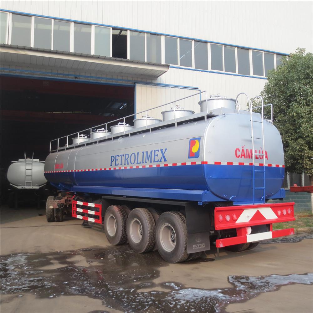 3 axle oil tank semitrailer 45000 liters, Fuel Tanker