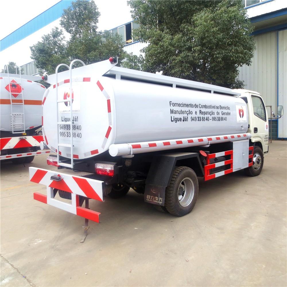 Dongfeng 5000 Liters Oil Truck, Fuel Tanker