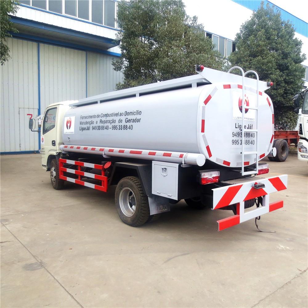 Dongfeng 5000 Liters Oil Truck, Fuel Tanker