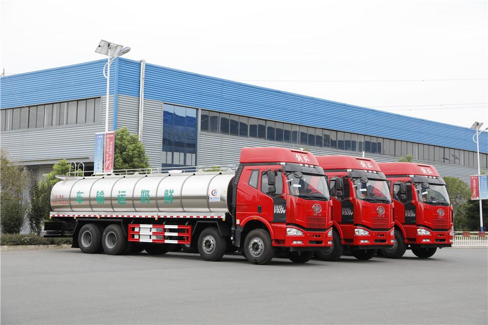 5000 liter milk truck