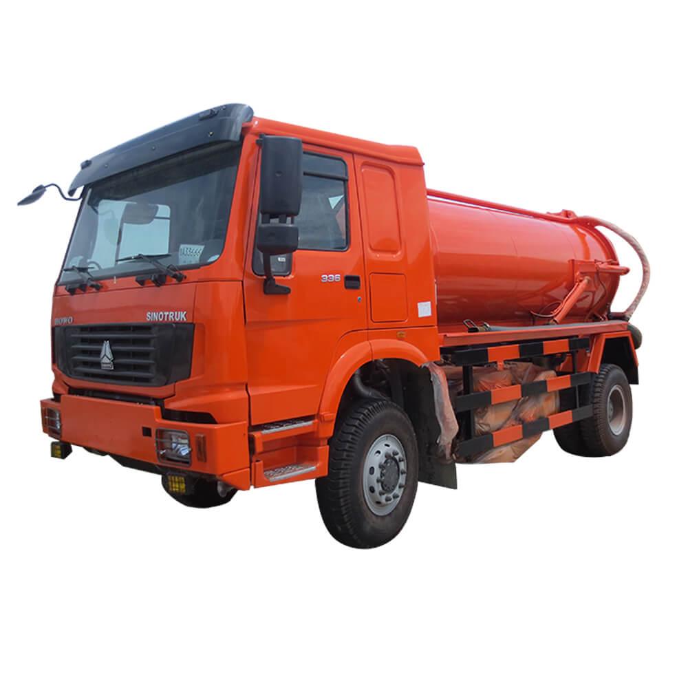 4*4 sewage suction truck