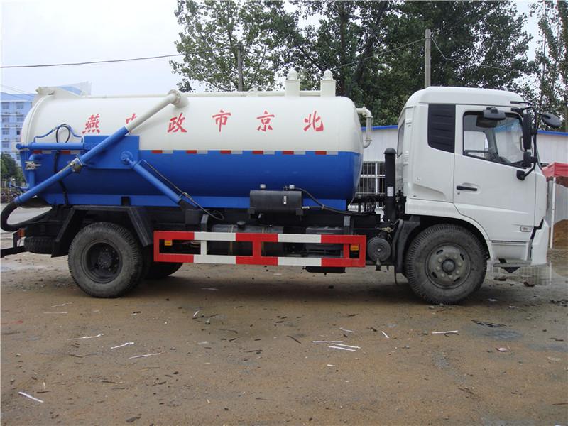 4*2 10 M3 Sewage Sucking Truck, Vacuum Suction Cleaning Truck